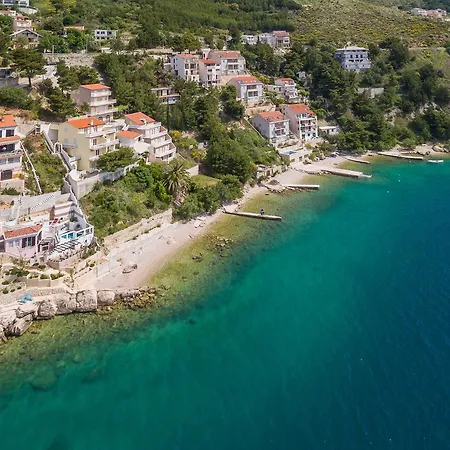 Laurina Hébergement de vacances Omiš
