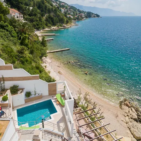 Laurina * Omiš